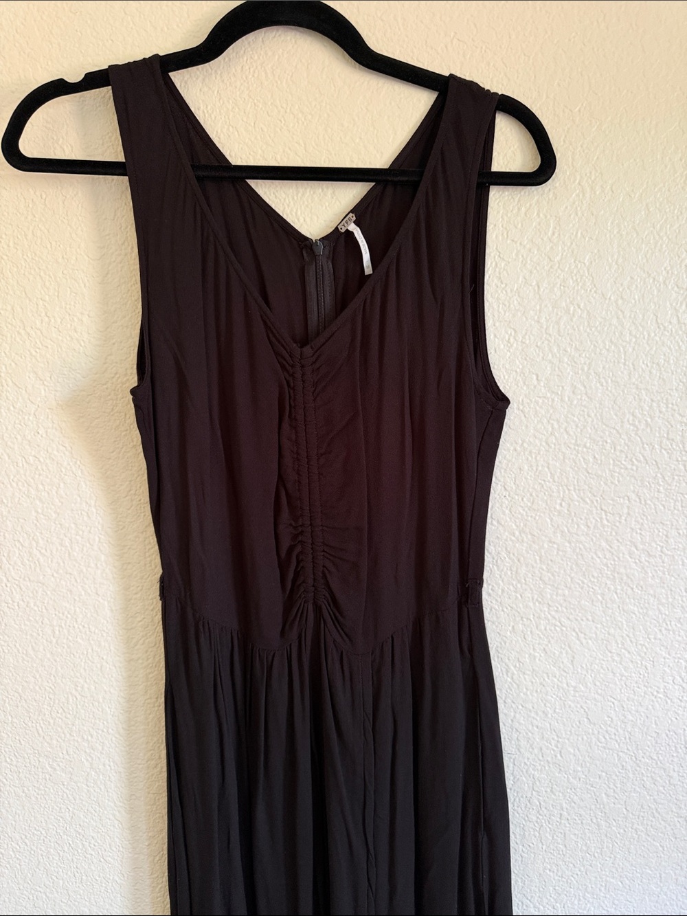 Young fabulous and broke black maxi dress side, slit size medium - Picture 10 of 11